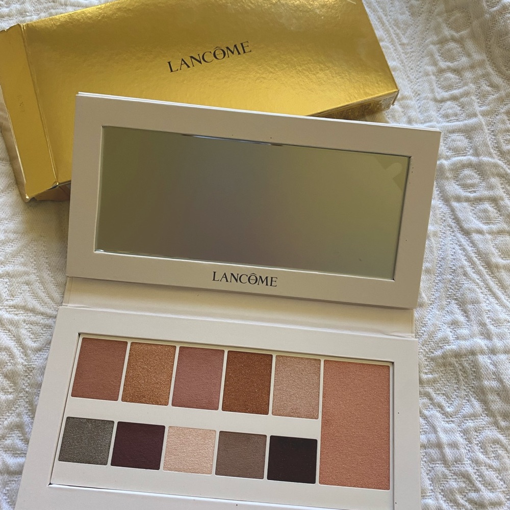 Brand new Lancome eye shadow pallete